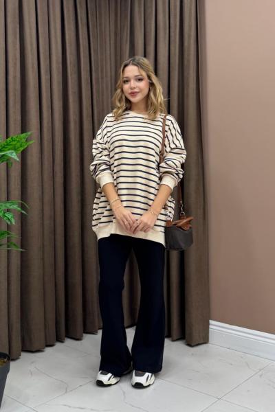 Holly Sweat - Lacivert Çizgili