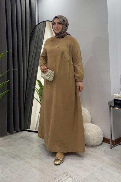 Lucia Elbise - Camel